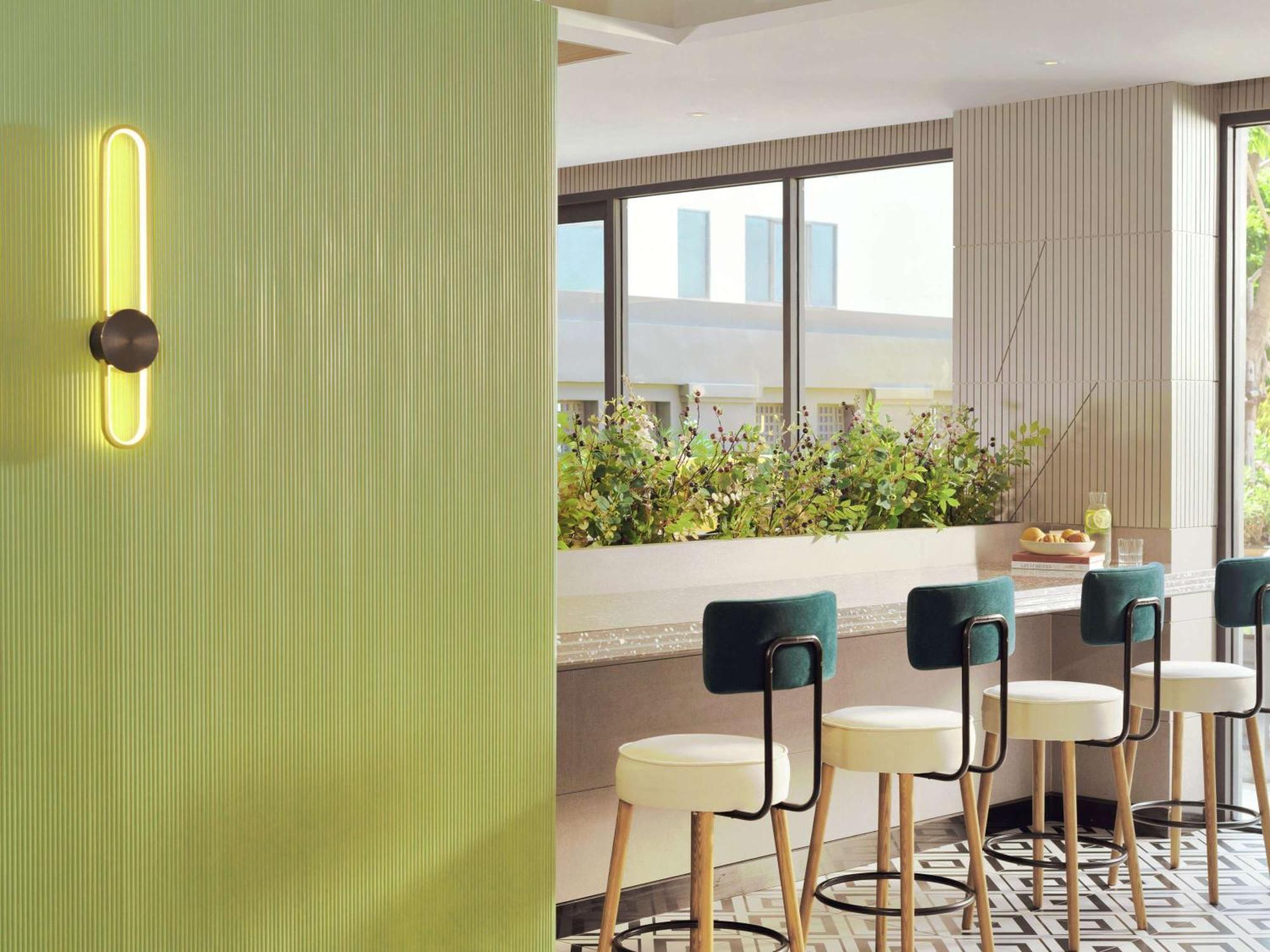 Tribe Living Bangkok Sukhumvit 39 By Accorhotels Eksteriør billede